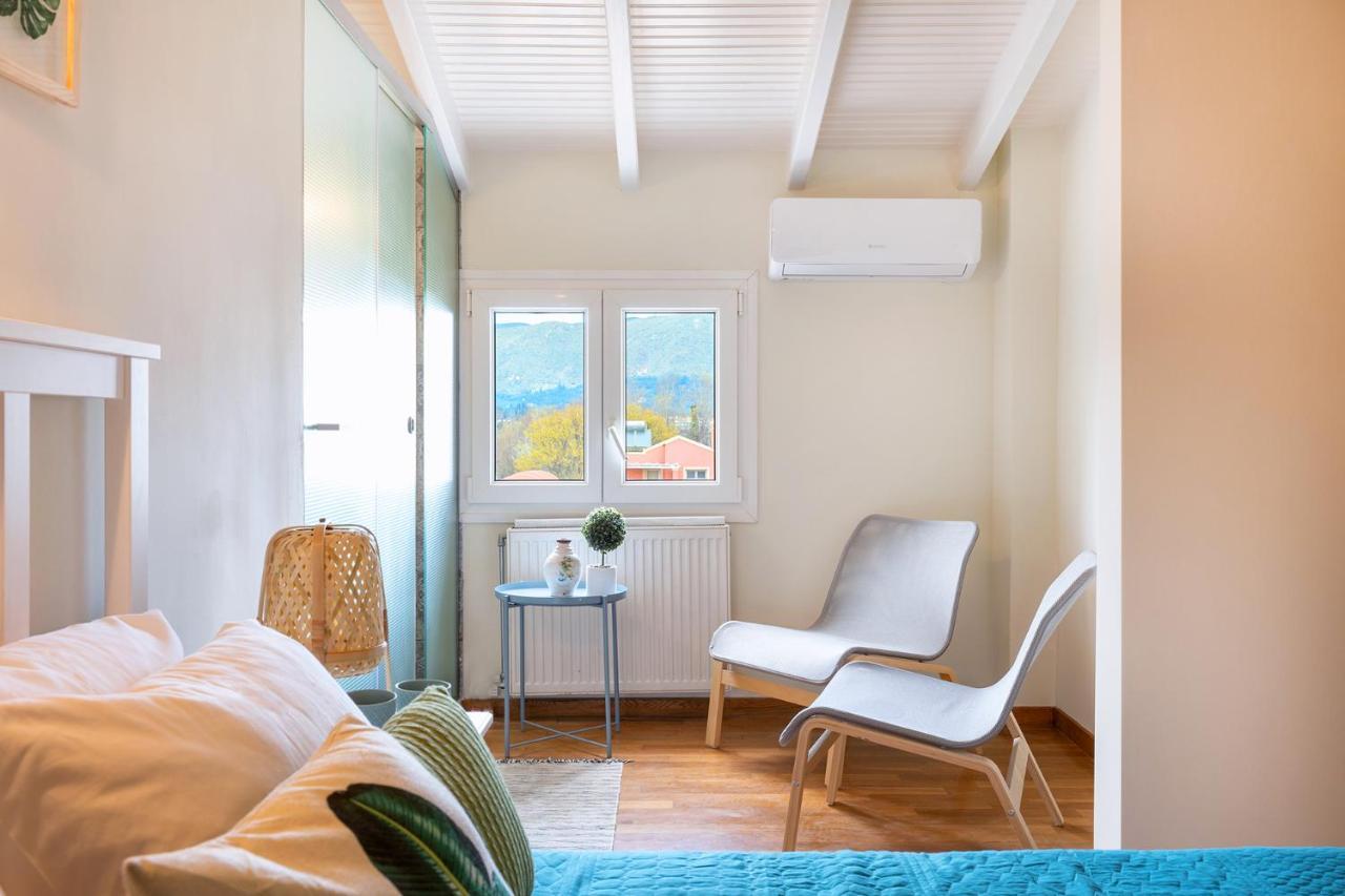 Spyrelia Villa With Private Pool & Outdoor Hot Tub Δασιά Εξωτερικό φωτογραφία